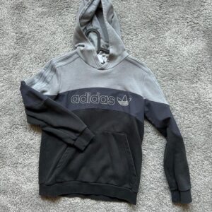 Adidas hoody zwart / grijs maat 152 in prima staat!
