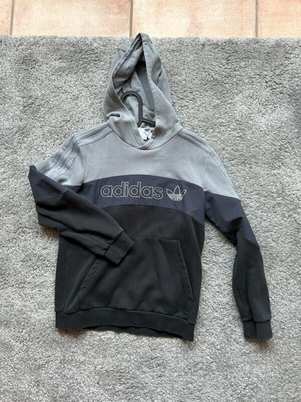 Adidas hoody zwart / grijs maat 152 in prima staat!